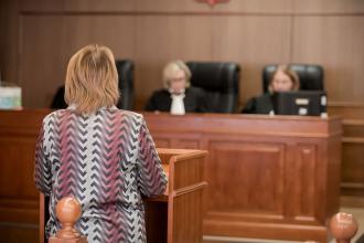 Zeugenaussage vor Gericht