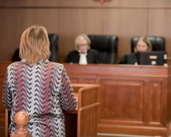 Zeugenaussage vor Gericht